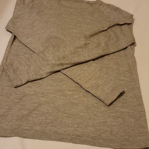 Vince wool and cashmere blend pullover size medium - Picture 1 of 8